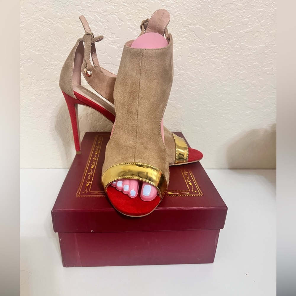 Stiletto Peek a boo sandals